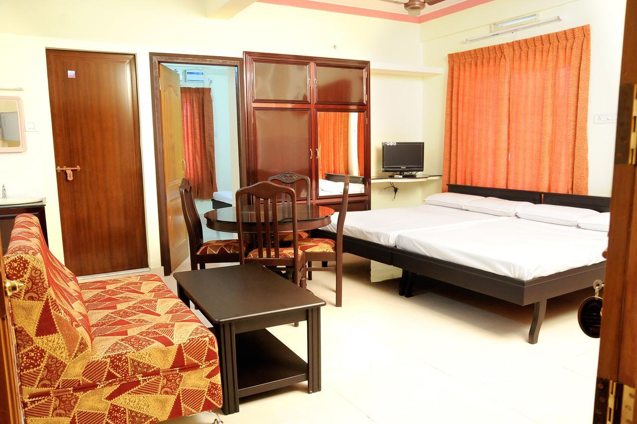 Hotel Anandkrishna Residency Guruvāyūr Exteriér fotografie