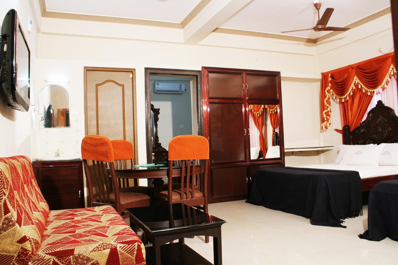 Hotel Anandkrishna Residency Guruvāyūr Exteriér fotografie