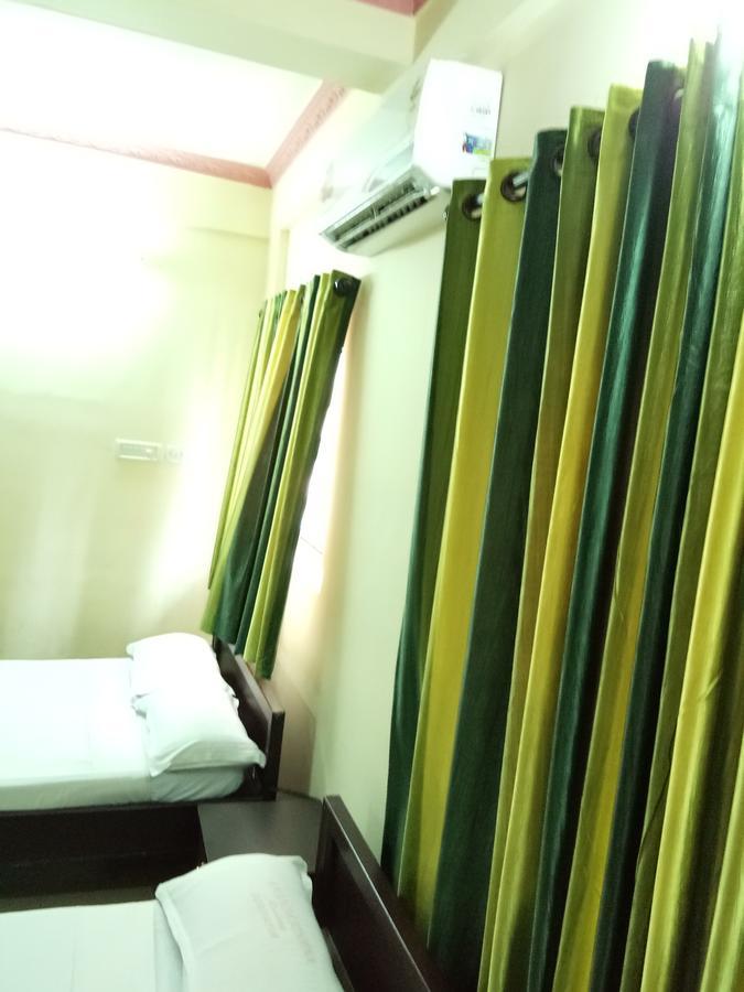 Hotel Anandkrishna Residency Guruvāyūr Exteriér fotografie